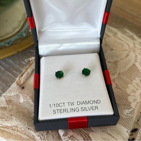 1/10th Carat Total Weight Diamond (Emerald) and Sterling Silver Gold Earrings - Picture 1 of 6